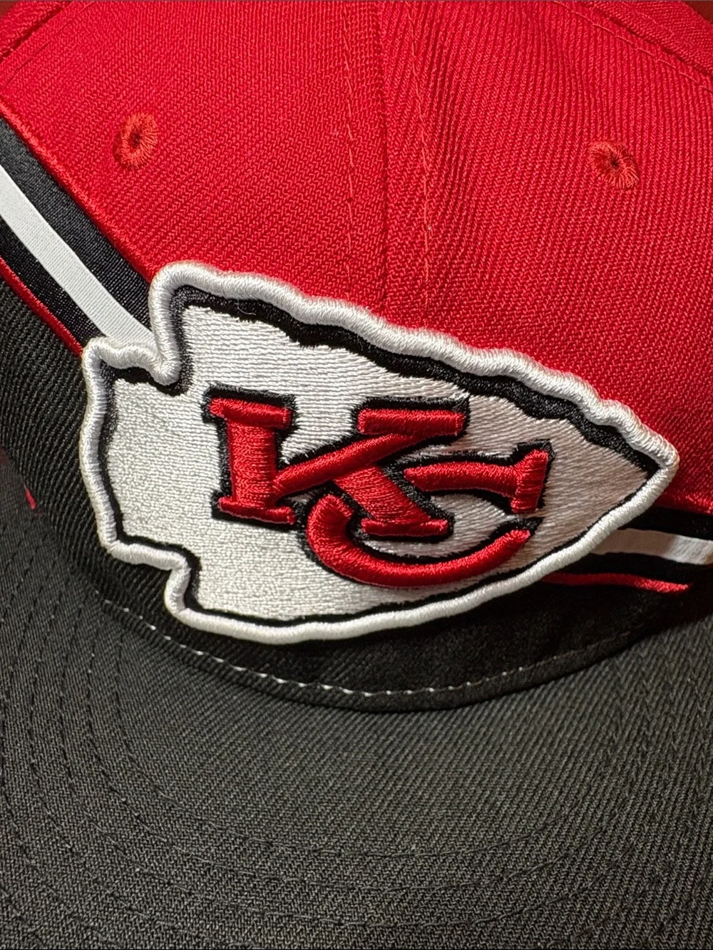 New Era Kansas City Chiefs Red & Black Flatbill Snapback Hat